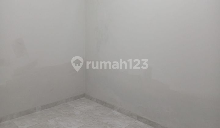Rumah SHM Hadap Timur Siap KPR 15 Mnt ke Primaya Hospital Bekasi Utara J-32898 2