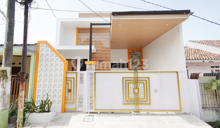 Rumah Siap Huni Dekat Living World Grand Wisata Bekasi Dibantu KPR J-38352 Rumah Siap Huni Dekat Living World Grand Wisata Bekasi Dibantu KPR J-38352