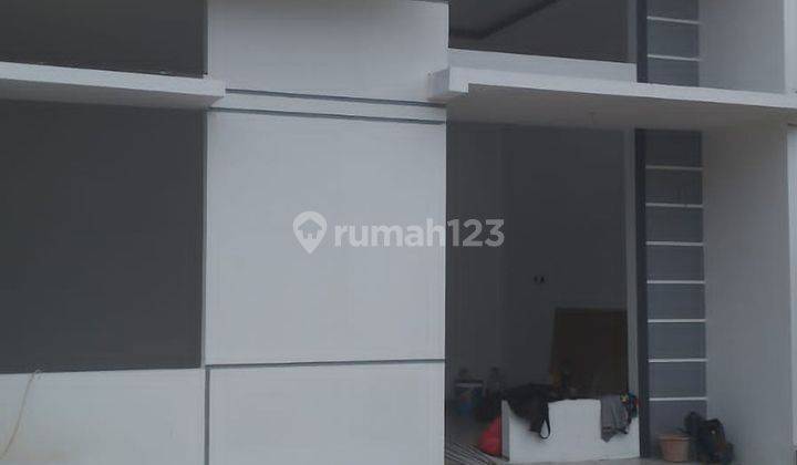 Rumah Hadap Timur dekat The Park Sawangan Dibantu KPR Bisa Nego J28763 1