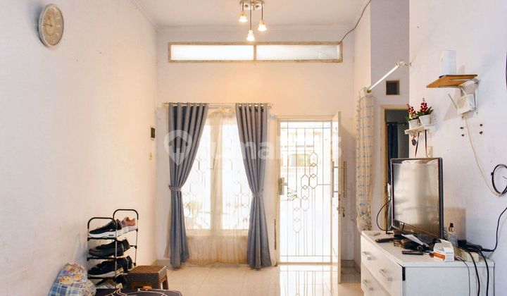Minimalist 2-Story House 4 Minutes to Sawangan Terminal with KPR Assistance J12952 2