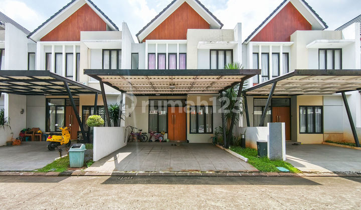 Well-Maintained 2 Carport House 6 Minutes to Metropolitan Mall Cibubur Eligible for KPR J31821 Well-Maintained 2 Carport House 6 Minutes to Metropolitan Mall Cibubur Eligible for KPR J31821