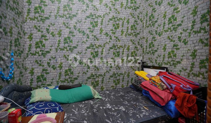Rumah Terawat 2 Lt Dekat Stasiun LRT Jatibening Baru Dibantu KPR J-25128 2