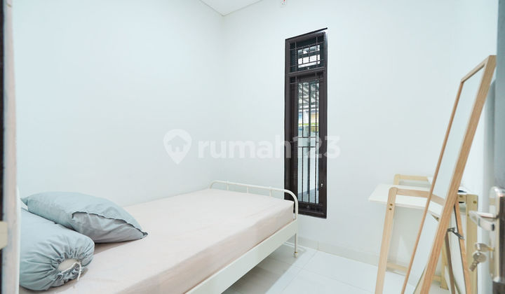 2-Story House with SHM 15 Minutes to Grand Serpong Mall Assisted with Mortgage J-14963