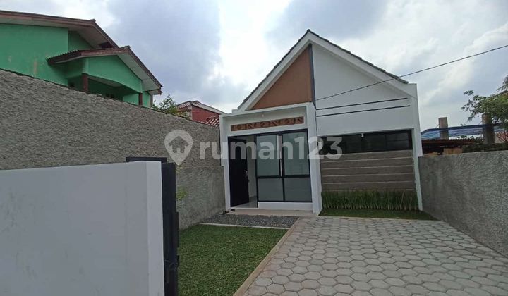 Rumah Carport Luas Dekat Cibinong 10 Menit ke Faskes Siap Huni J36839