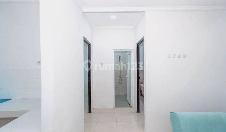 Rumah Hadap Selatan 15 menit ke Stasiun Depok Siap Huni Dibantu KPR J26848 2