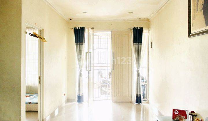 Rumah 2 Lt Hadap Utara 14 menit ke Mall Daan Mogot Cengkareng Dibantu KPR J19254 2