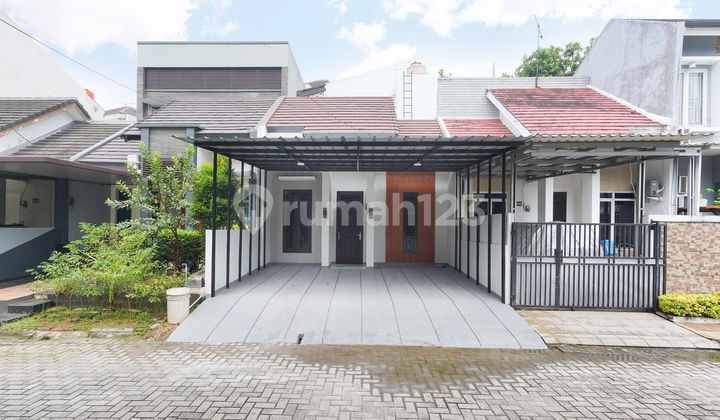 2-Story House with SHM 15 Minutes to Grand Serpong Mall Assisted with Mortgage J-14963