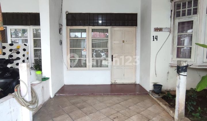 Rumah Hadap Selatan 15 Menit ke RSIA Buah Hati Pamulang Siap Huni J-38344