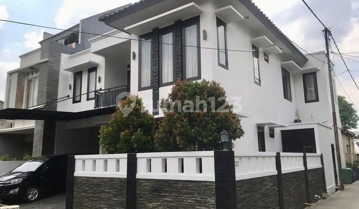 Rumah Luas 2 Lt SHM 6 Menit ke Stasiun Pasar Minggu Dibantu KPR J33345 1
