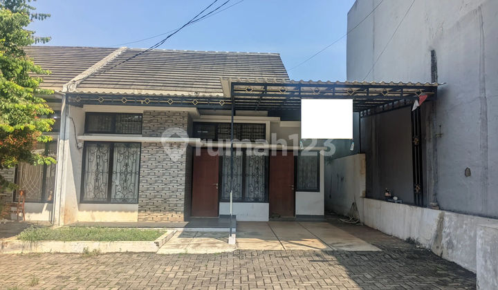 SHM House East Facing 15 Minutes to Jatiwarna 1 Toll Gate J-38100