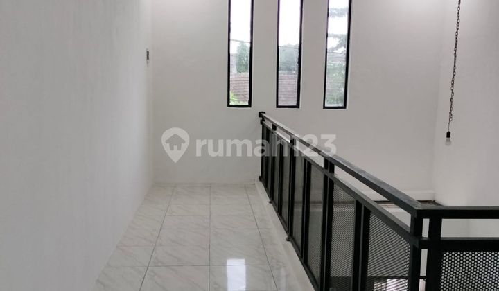 East-Facing House Land Area 185 Ready to Occupancy Assisted with Mortgage J-34228 2