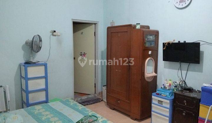 Rumah Asri LB 130 Akses Dekat Stasiun Cakung SHM Bebas Banjir J24737 2