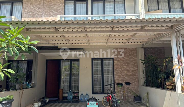 Rumah SHM 2 Lt Siap KPR 8 Menit ke Aeon Mall Tanjung Barat J-39503