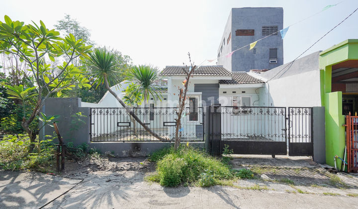 Rumah Strategis 10 Mnt ke Plaza Taman Harapan Baru Siap Huni J-35101 Rumah Strategis 10 Mnt ke Plaza Taman Harapan Baru Siap Huni J-35101