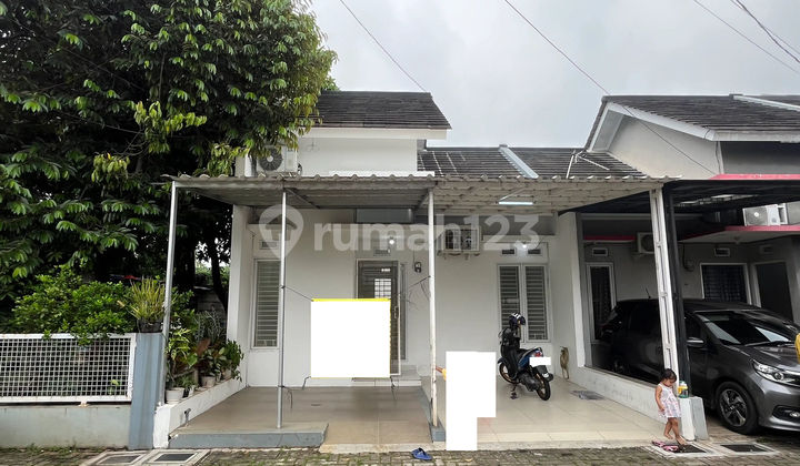 Rumah 2 KT Asri 15 Menit ke Lagoon Avenue Mall Bekasi Hadap Utara J37198 1