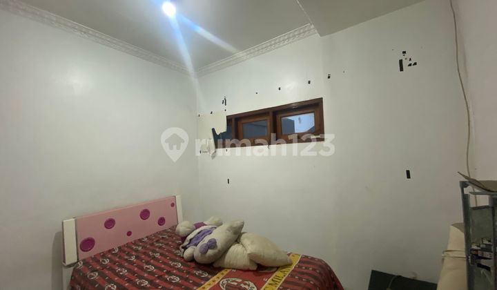 Well-Maintained House 9 Minutes to Lippo Plaza Kramat Jati East Facing J38842 2