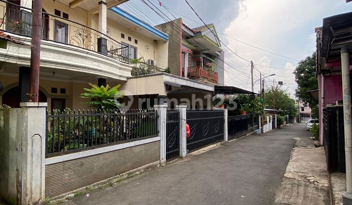 SHM House 6 Bedrooms Ready to Occupy 14 Minutes to Green Terrace TMII J-36300 2