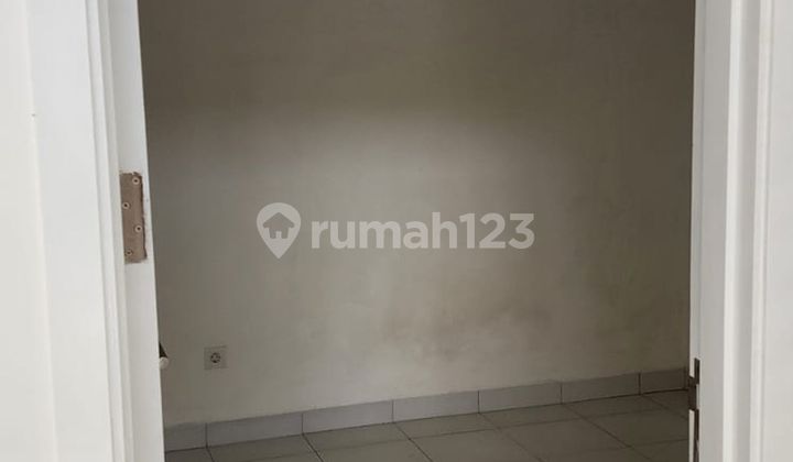 Rumah Siap Huni 15 Menit ke Gerbang Tol Jelupang Dibantu KPR J37345 2