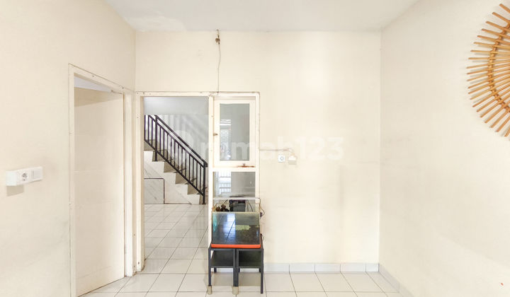 Ready-to-Occupy House 15 Minutes to Cisauk Station with KPR Assistance J-38054 2