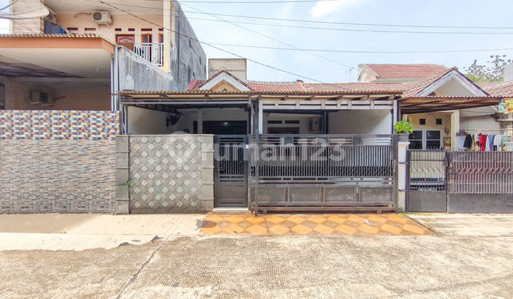 Rumah 10 Menit ke Rsia. Buah Hati Pamulang SHM Siap Huni Dibantu KPR J-36449