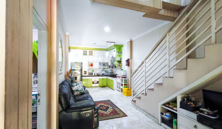 Rumah 5 Kt Minimalis 9 Menit ke Stasiun Depok Baru Bebas Banjir J34068 2