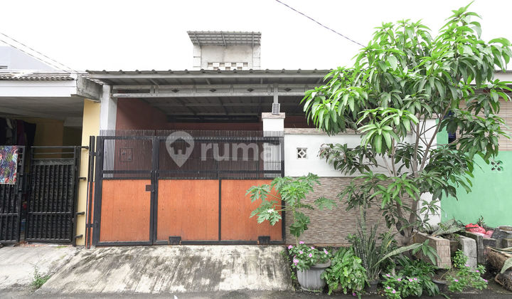 1-Story House with SHM in Bekasi Near Health Facilities and Hospital, Facing North J38811