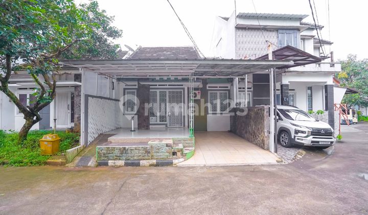Well-Maintained 1-Story House 10 Minutes to Mall Pesona Square with KPR Assistance J41753