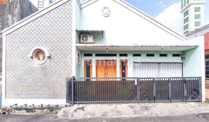 Rumah Strategis 15 Menit ke Bintaro Jaya Xchange Mall Siap KPR J33573