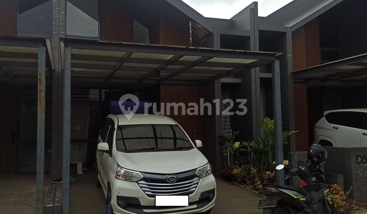 Strategic House 10 Minutes to Pamulang 2 Toll Gate 2BR Ready to Occupy J44187