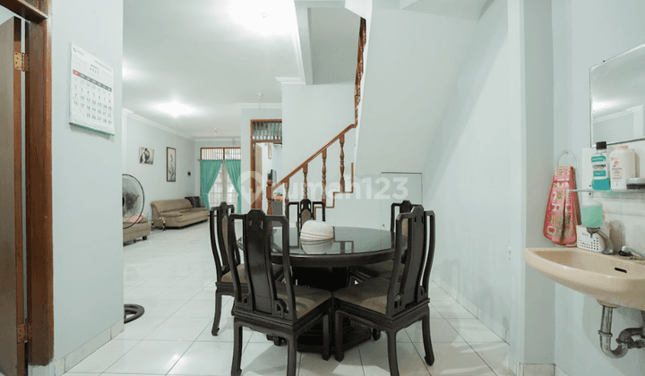 Perumahan Kembangan Baru Rumah 2 Lantai Sudah Renovasi SHM 17