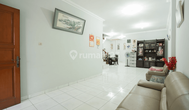Perumahan Kembangan Baru Rumah 2 Lantai Sudah Renovasi SHM 25