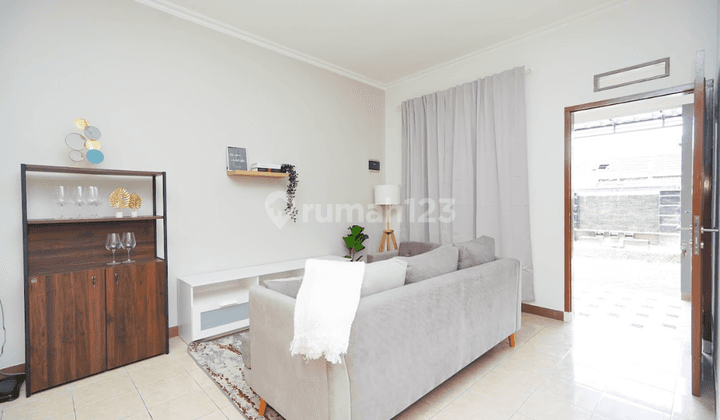 Griya Loka Bsd Dijual Rumah Siap Huni Semi Furnished SHM Nego 9
