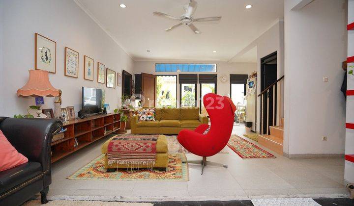 Jual Rumah Ciputat Siap Huni Semi Furnished SHM 2 Lantai Nego 1
