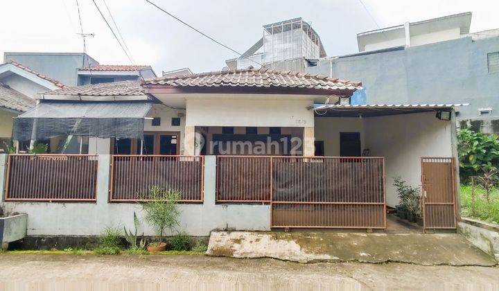 Rumah Strategis Hanya 5 Menit ke Pasar Modern BSD Siap Huni Harga Nego J1525 1