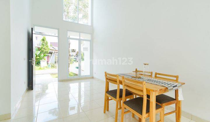 Rumah Modern Semi Furnished Hadap Utara dekat Stasiun Cisauk Bisa Nego  J21408 2