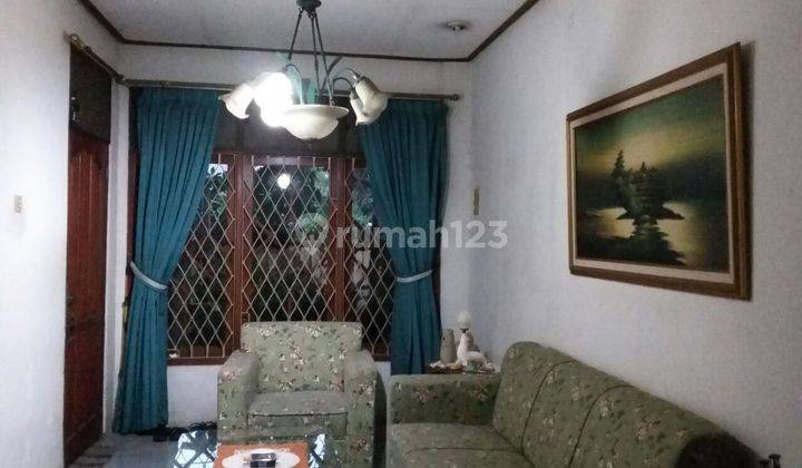 Rumah Hadap Timur 15 menit ke CBD Ciledug Family Mall Dibantu KPR J15832 2