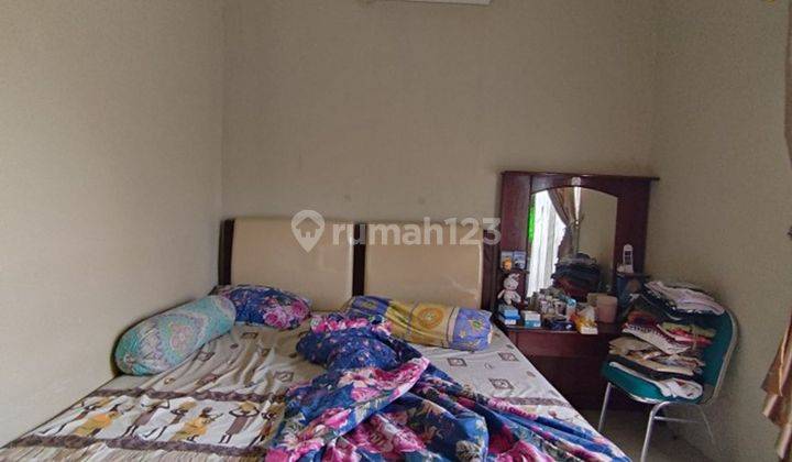 Rumah Cantik 2 Lt Siap KPR 15 mnt ke Stasiun Kalideres Bisa Nego J25635 2