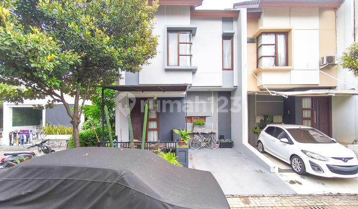 2-Story House with SHM Facing South 10 Minutes to Jelupang Toll Gate J-36728 2-Story House with SHM Facing South 10 Minutes to Jelupang Toll Gate J-36728