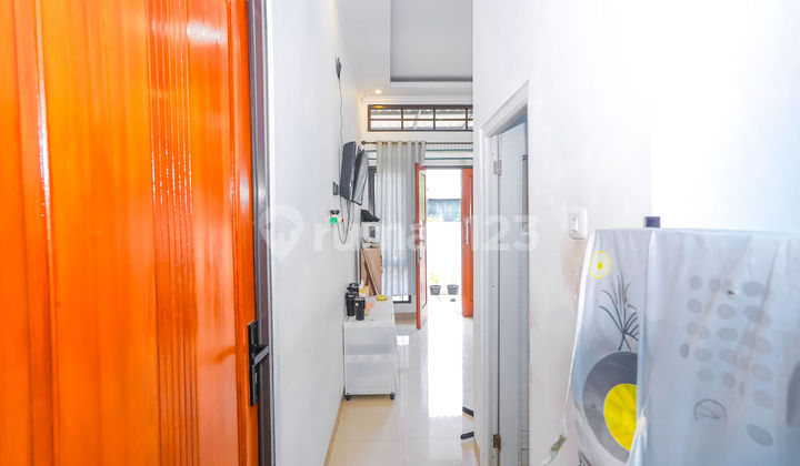 Rumah Strategis 16 Menit ke Living Plaza Pamulang Dibantu KPR J-37896 2