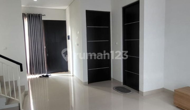 Rumah 2 Lt Strategis 10 Menit ke Gerbang Tol Bogor 2 Siap Huni J35663 2