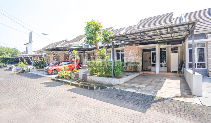 Rumah LT 126 SHM Hadap Selatan dekat Pintu Tol Jatiwarna Siap KPR J-31691 2