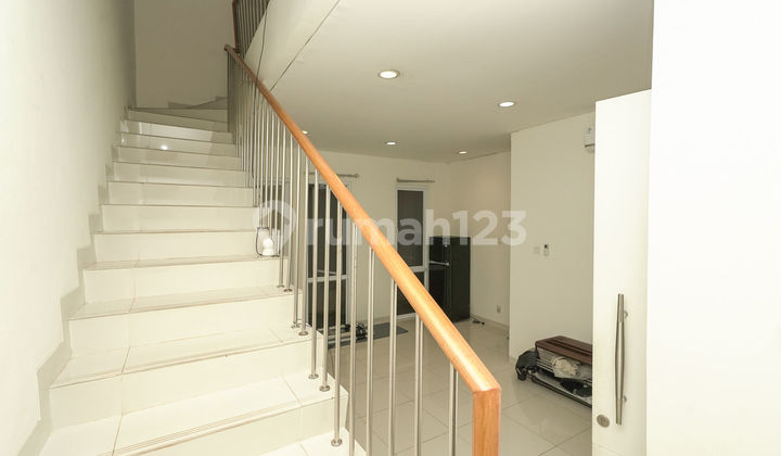 Rumah Siap Huni 10 Menit ke Mall Ciputra Cibubur 3 Kt bisa KPR J40151 2