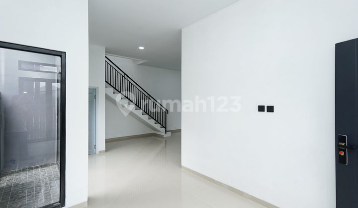 Rumah Terawat di Bekasi Akses Dekat Stasiun LB 120 Siap Huni J41643 2