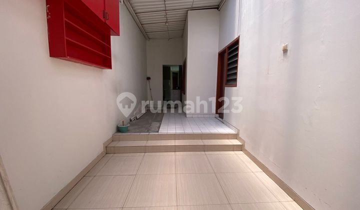 North-Facing Luxury House 10 Minutes to Trans Studio Mall Cibubur J-38281