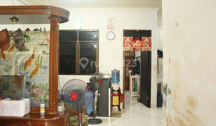 Rumah SHM 2 Lt Hadap Selatan 15 Menit ke Central Park Harga Nego J11367 2