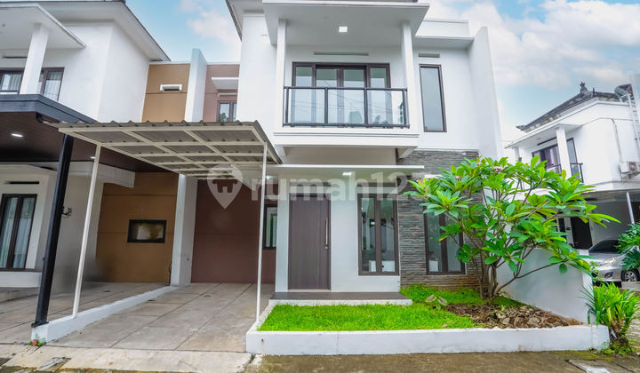 2-Story House with SHM 15 Minutes to DTC (Depok Town Center) Ready for KPR J-28826