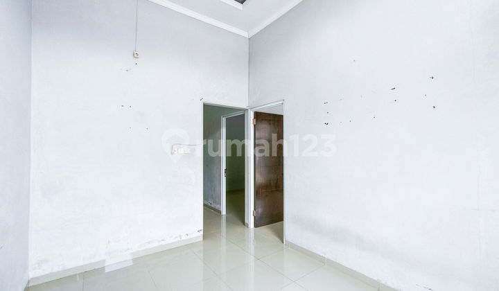 11 Menit ke Rs Permata Pamulang J35825 2