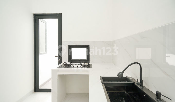 North-Facing House 7 Minutes to Citra Harapan Hospital with KPR Assistance J-37501