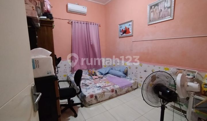 Rumah SHM 10 Menit ke Terminal Parung Siap Huni Dibantu KPR J-34939 2