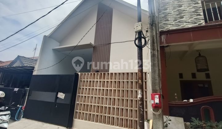 Rumah Hadap Utara 7 menit ke Primaya Hospital Bekasi Utara Dibantu KPR J-37049